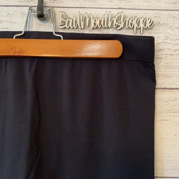 I DON'T CARE Rainbow Stretch Plus Size Black Leggings - Picture 2 of 10